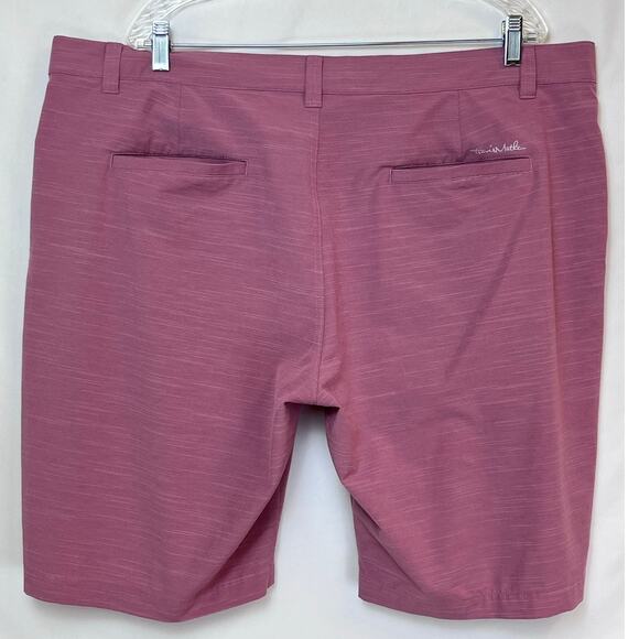 Travis Mathew Men's Red Golf Athletic Athleisure Vacation Shorts - Size 42 - Picture 2 of 6